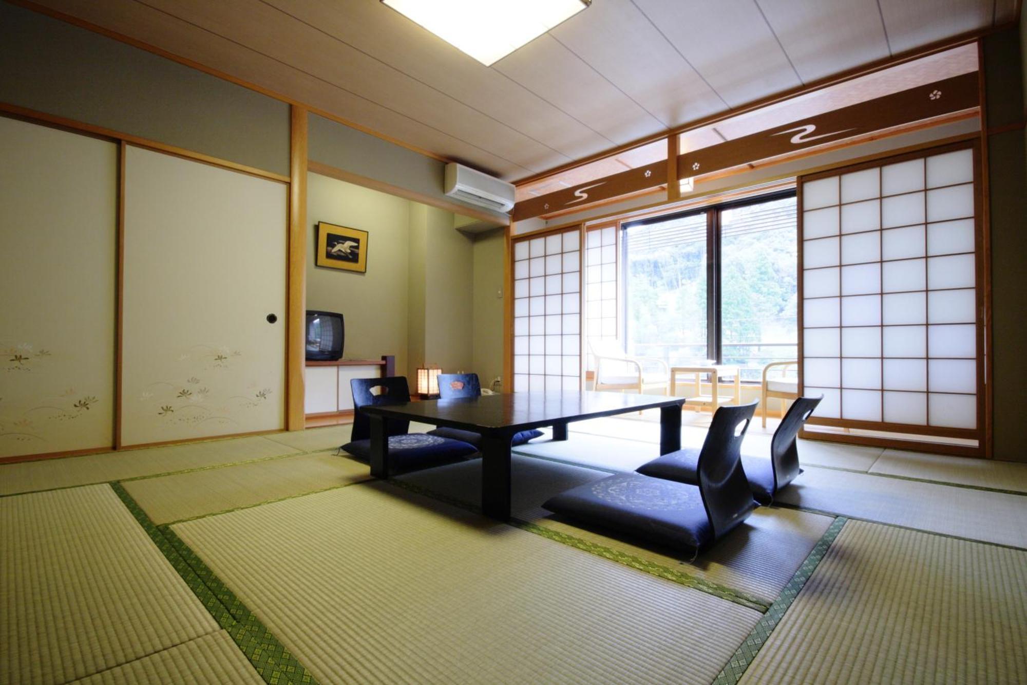 Yumoto Kanko Hotel Saikyo Нагато Экстерьер фото