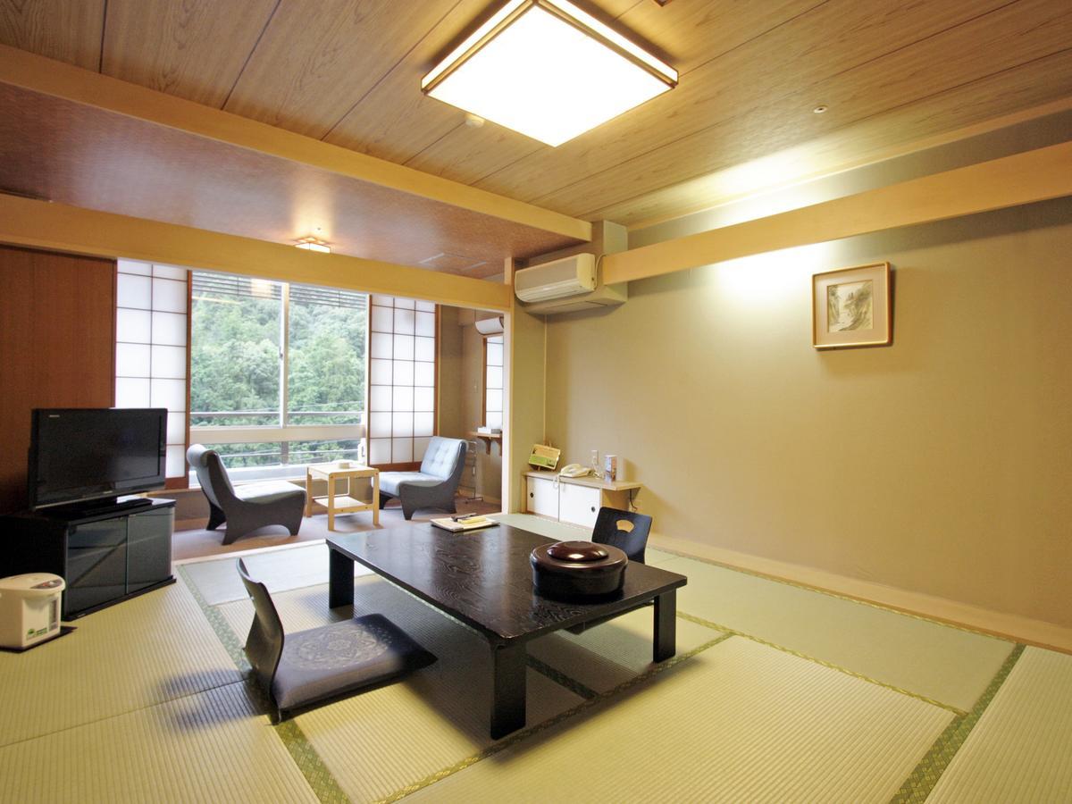 Yumoto Kanko Hotel Saikyo Нагато Экстерьер фото