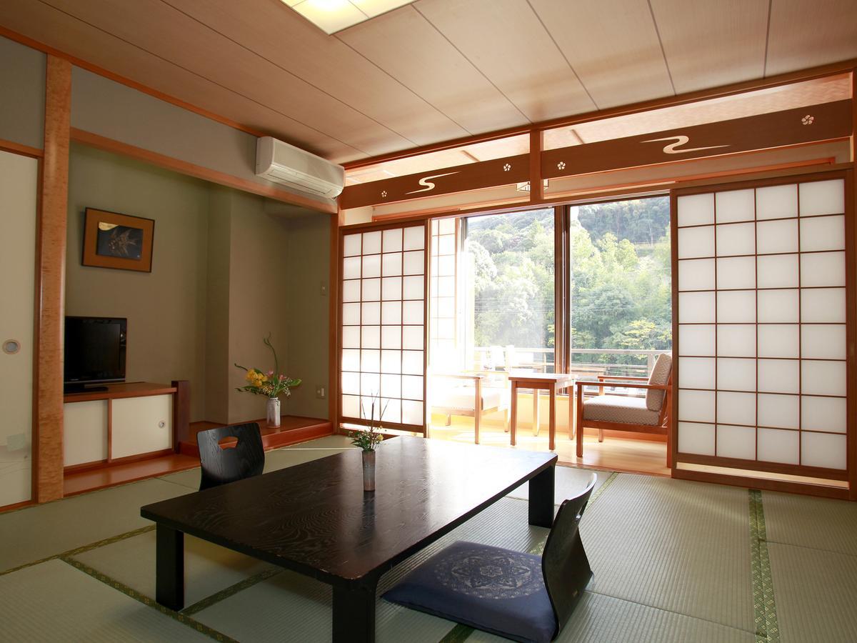 Yumoto Kanko Hotel Saikyo Нагато Экстерьер фото