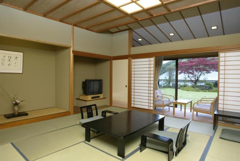 Yumoto Kanko Hotel Saikyo Нагато Экстерьер фото
