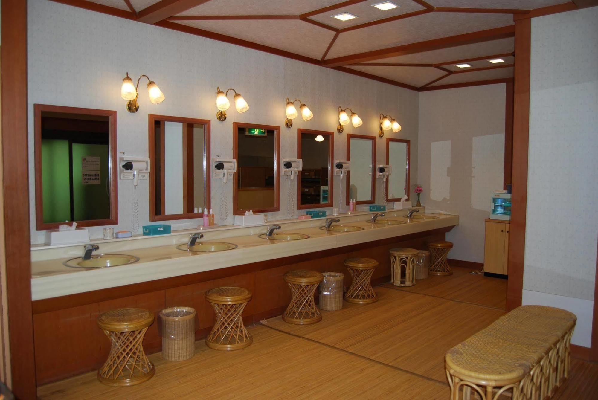 Yumoto Kanko Hotel Saikyo Нагато Экстерьер фото